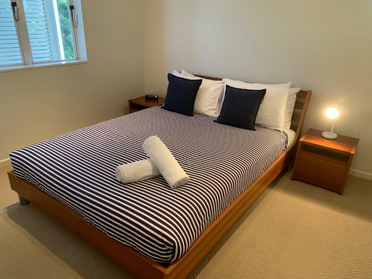 Aqua Promenade Beachfront Holiday Apartments Sunrise Beach Bagian luar foto