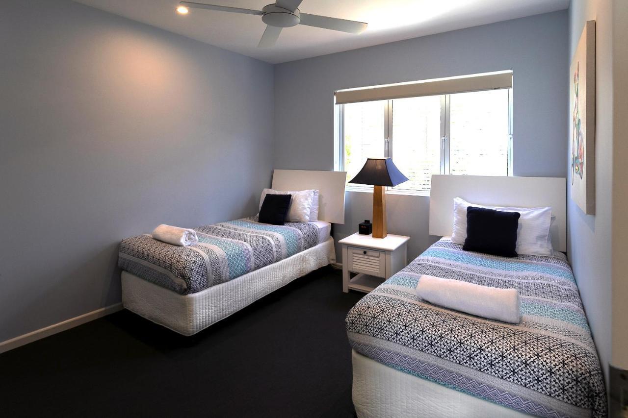 Aqua Promenade Beachfront Holiday Apartments Sunrise Beach Bagian luar foto