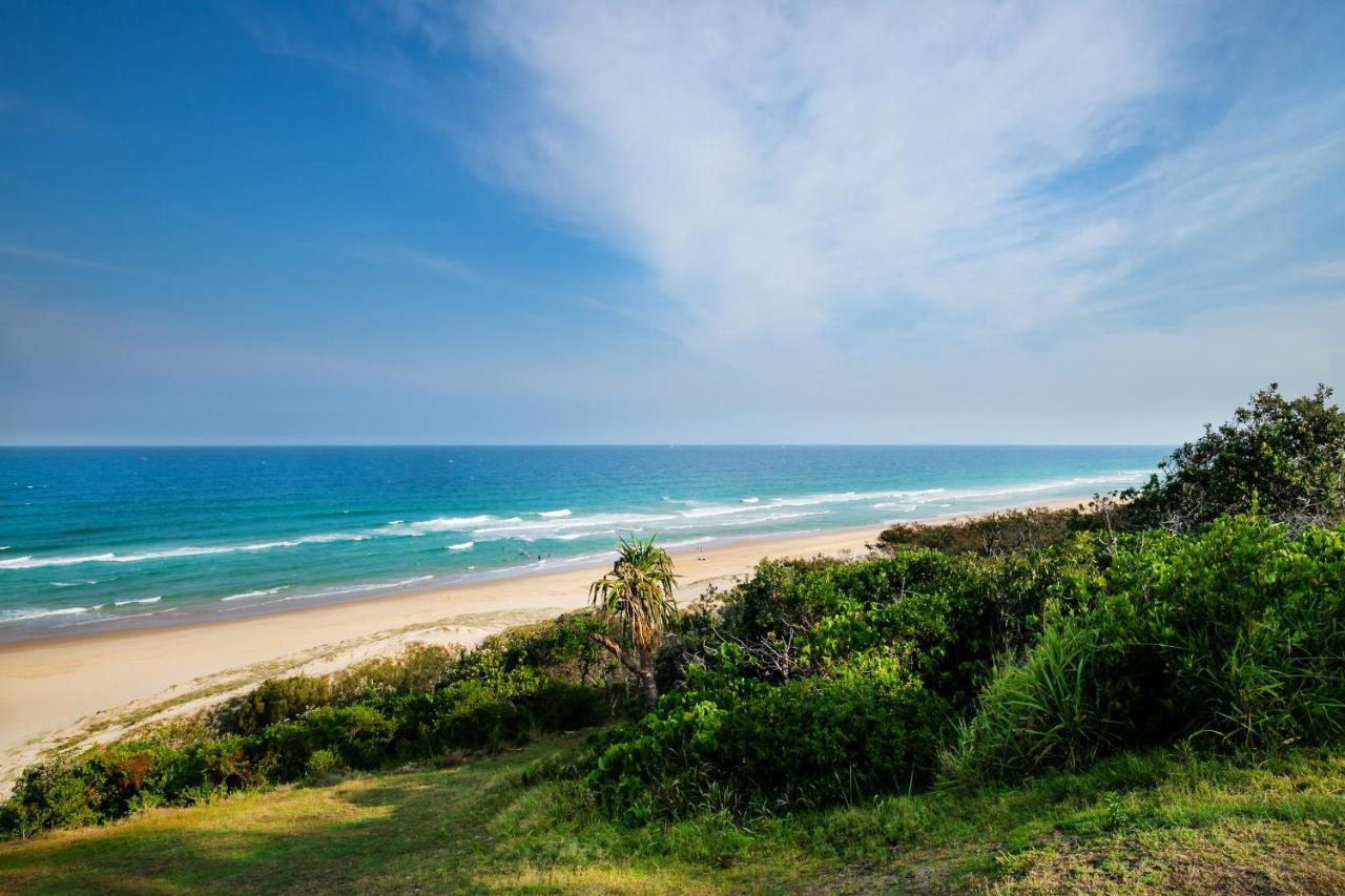 Aqua Promenade Beachfront Holiday Apartments Sunrise Beach Bagian luar foto